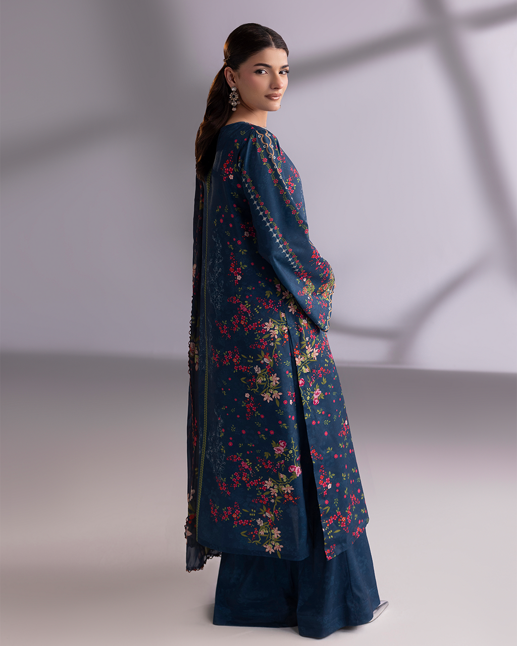 Ode- Stitched Printed 3 Piece