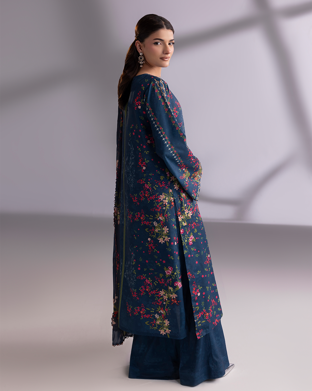 Ode- Stitched Printed 3 Piece